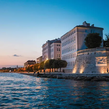 Estium Heritage Ζαντάρ