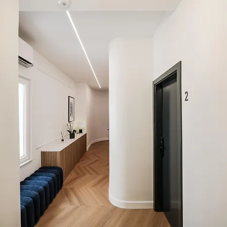 Πανσιόν Estium Heritage 4*