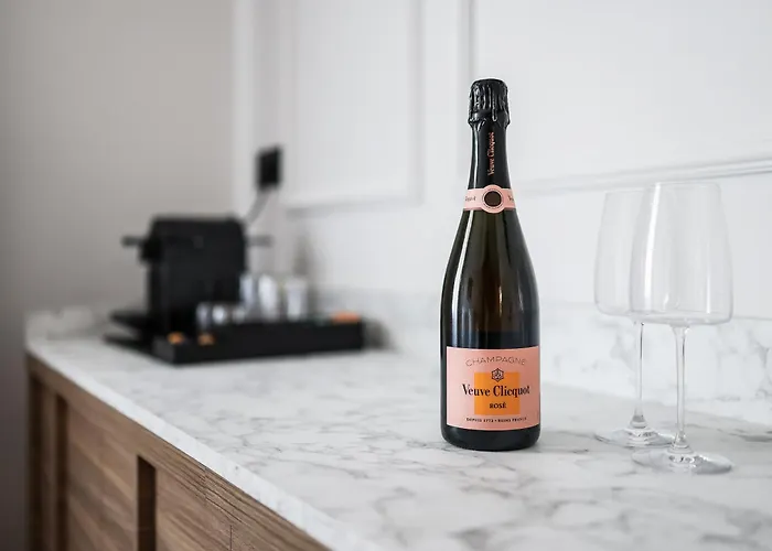 Estium Heritage בית הארחה זאדאר