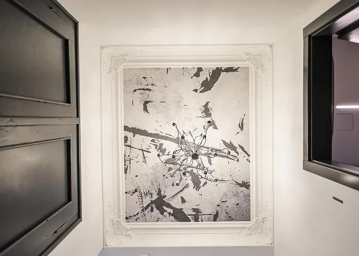 Estium Heritage בית הארחה 4*