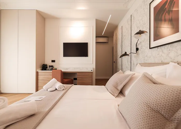 בית הארחה Estium Heritage 4*